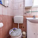 2 Bedroom Lovely In * Medulin