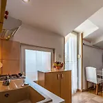 Apartmán 2 Bedroom Lovely In