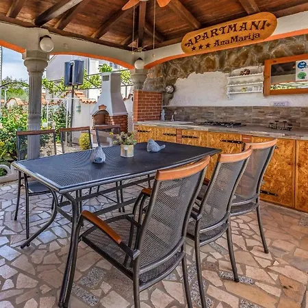 2 Bedroom Lovely In Apartmán *