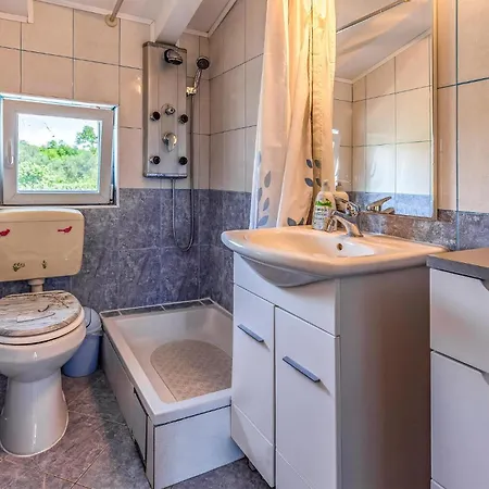 2 Bedroom Lovely In Medulin