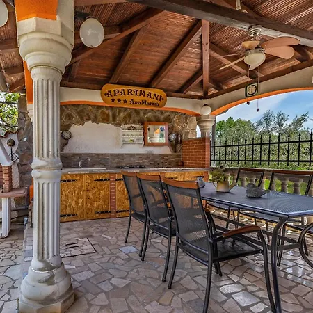 2 Bedroom Lovely In *