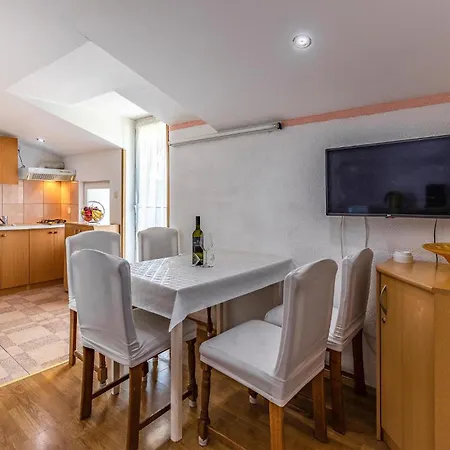 2 Bedroom Lovely In Apartmán